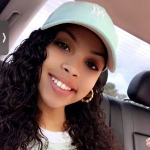 Turquoise Yankees hat